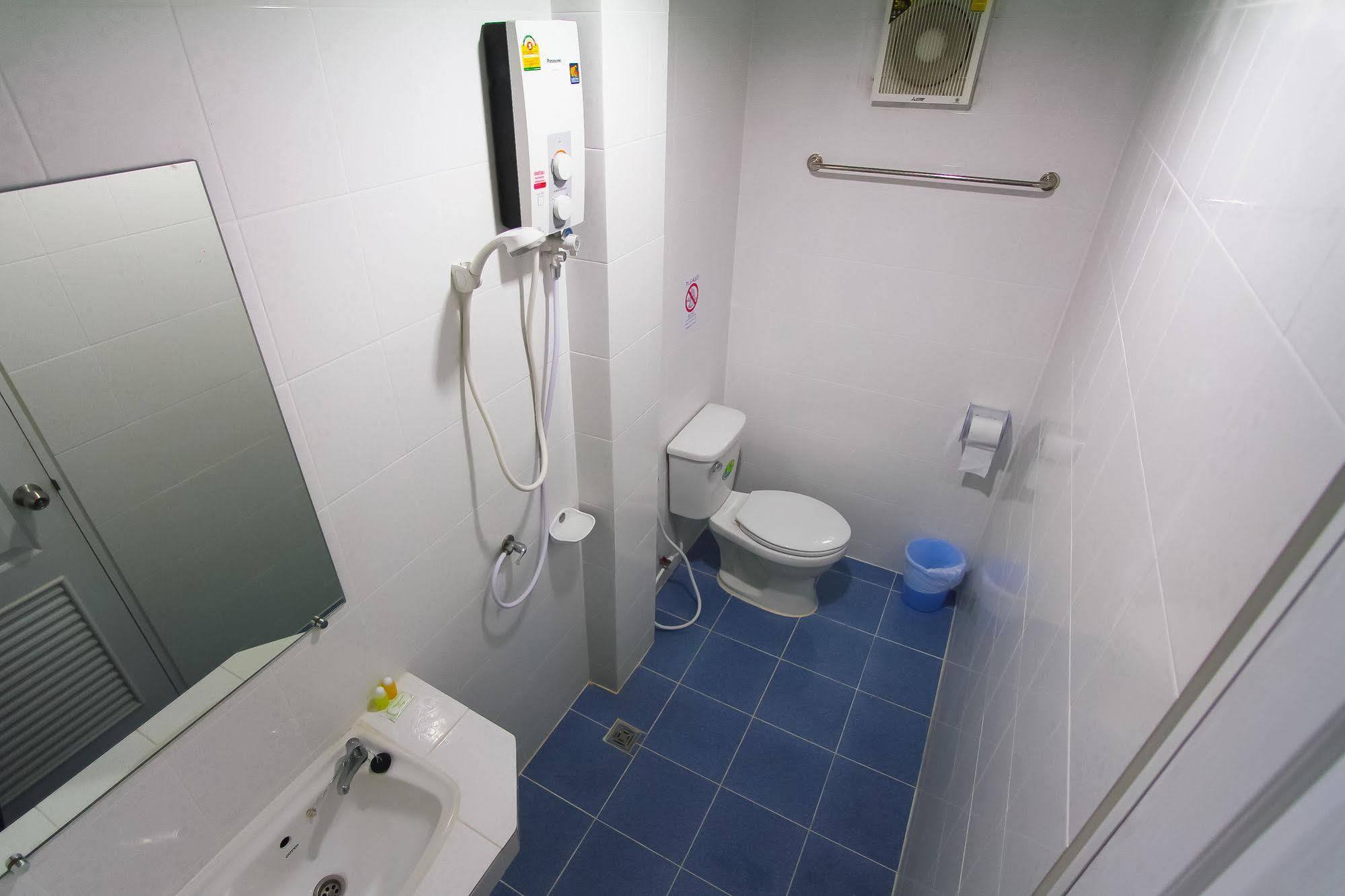 Walking Street Guest House Pattaya Exterior foto