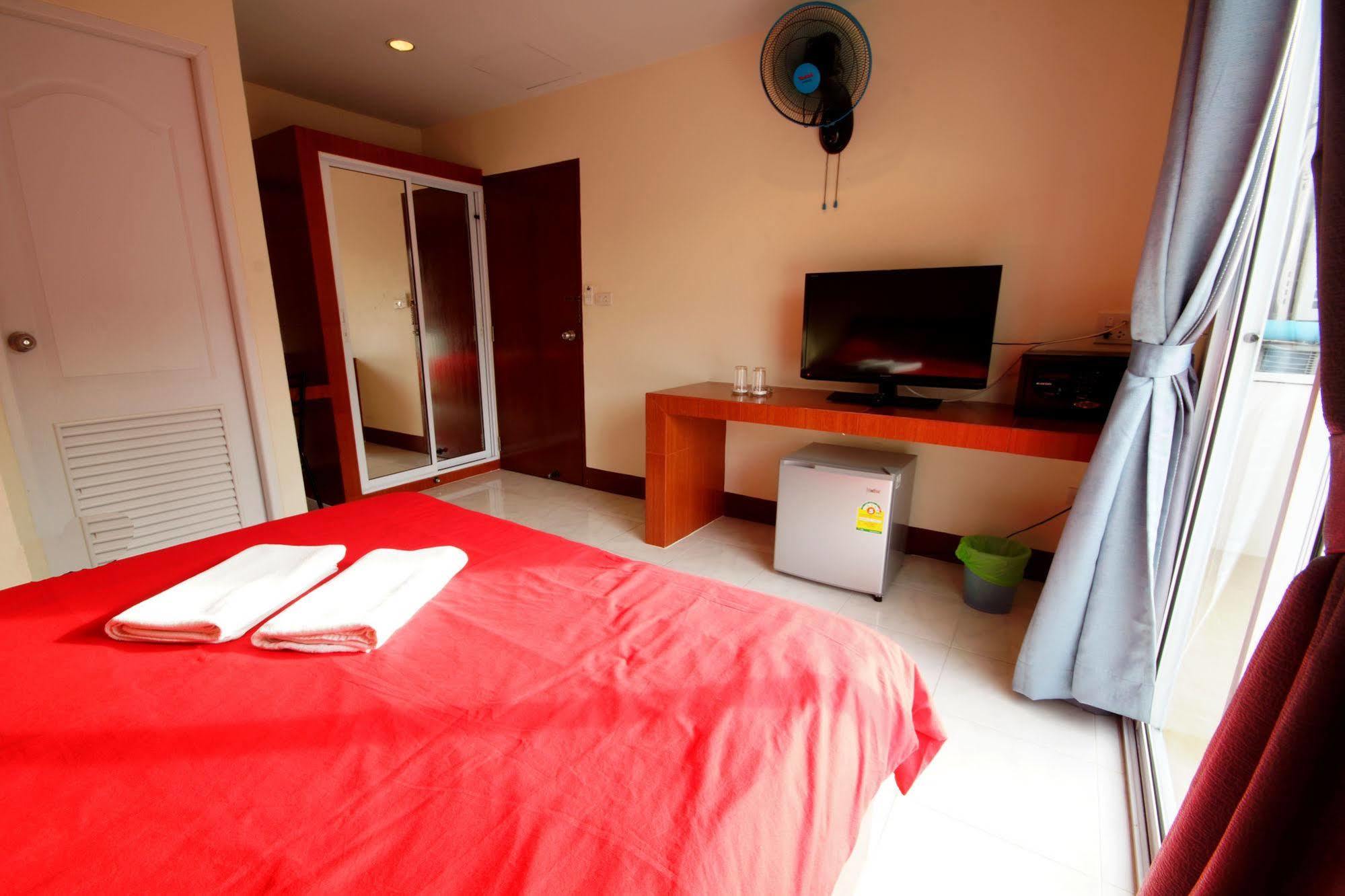 Walking Street Guest House Pattaya Exterior foto