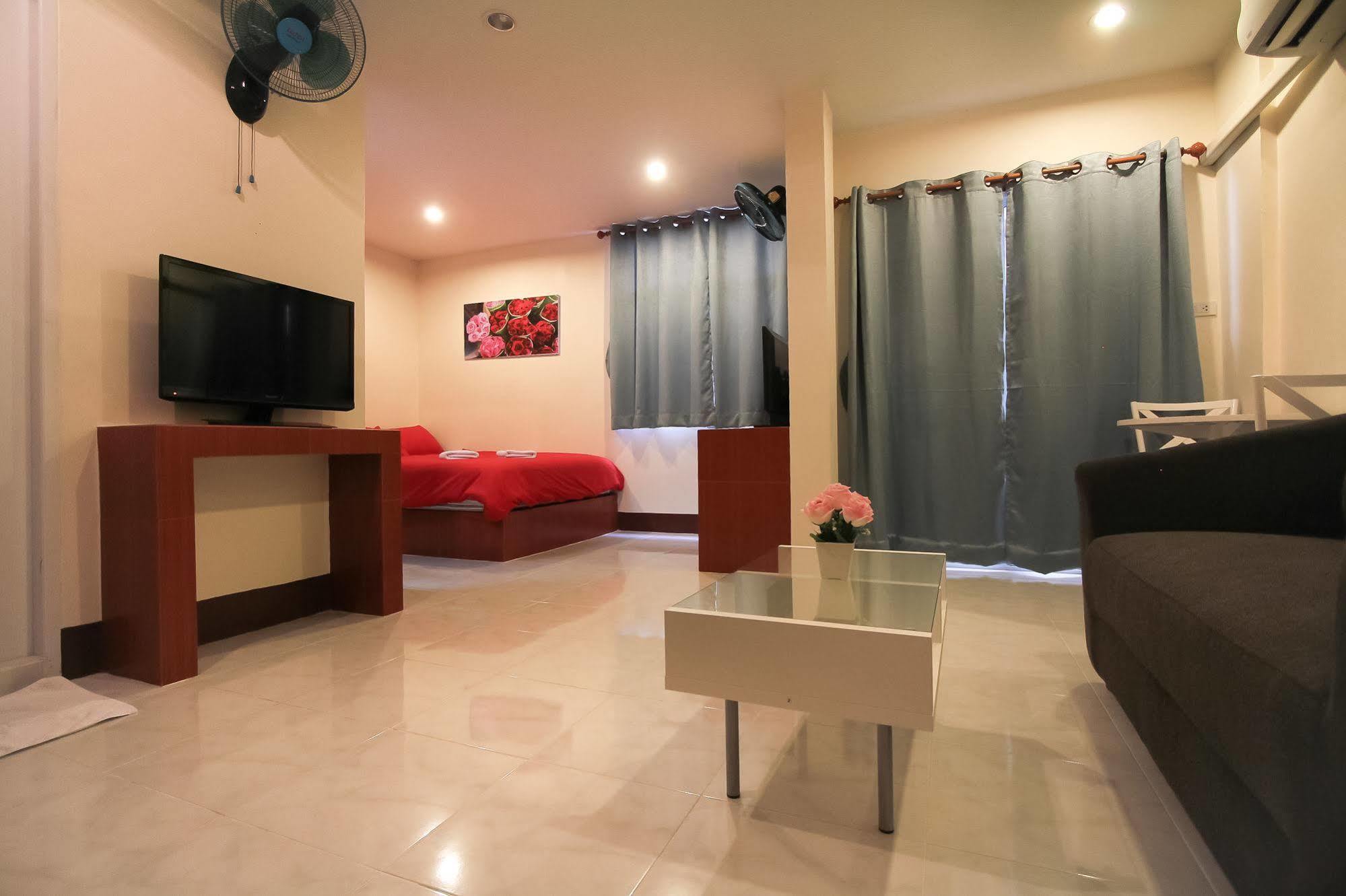 Walking Street Guest House Pattaya Exterior foto